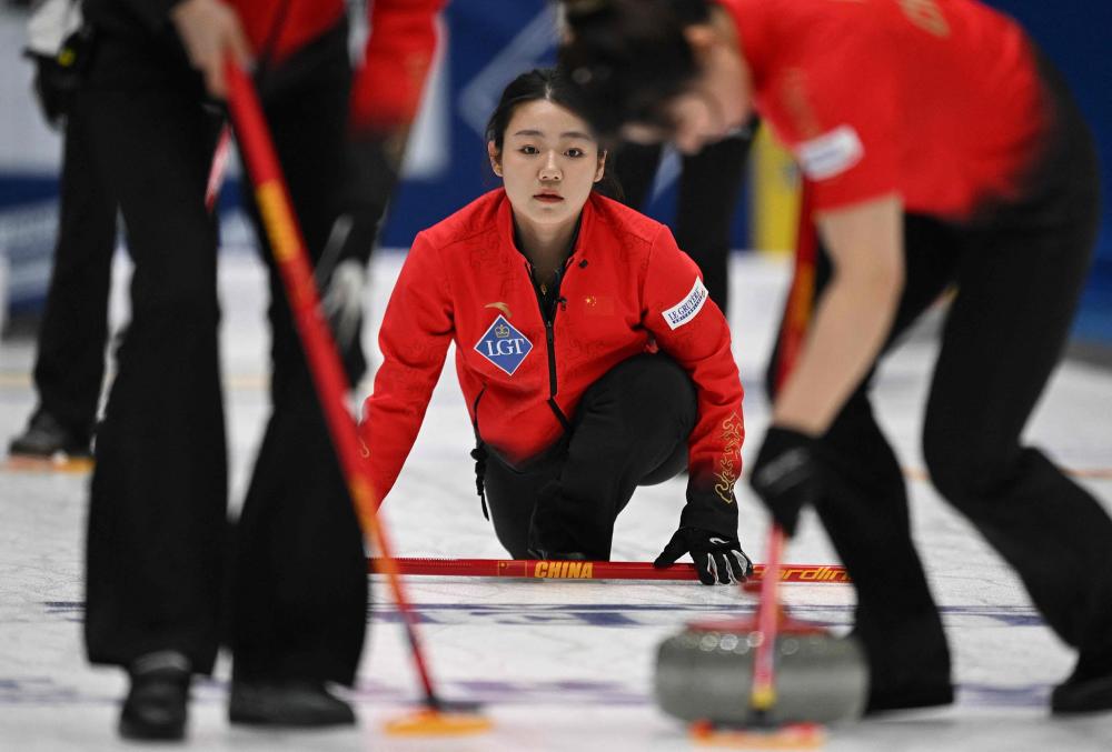 足球欧洲豪门中场爆发，连续三场送助攻